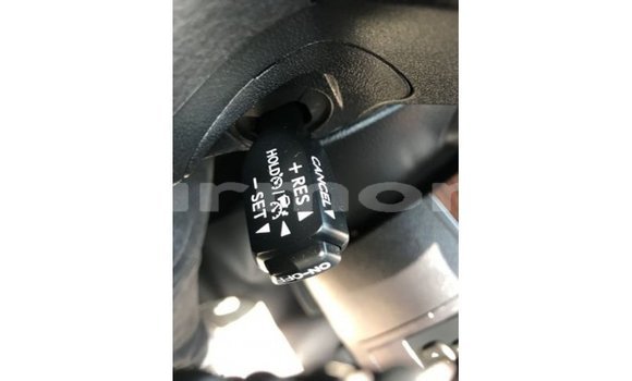 Acheter Import Voiture Toyota Land Cruiser Blanc à Import - Dubai, Îles Agalega Acheter Import Voiture Toyota Land Cruiser Blanc à Import - Dubai, Îles Agalega