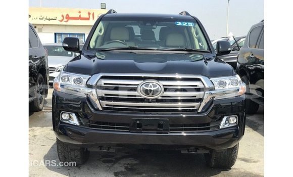 Acheter Import Voiture Toyota Land Cruiser Noir à Import - Dubai, Îles Agalega Acheter Import Voiture Toyota Land Cruiser Noir à Import - Dubai, Îles Agalega