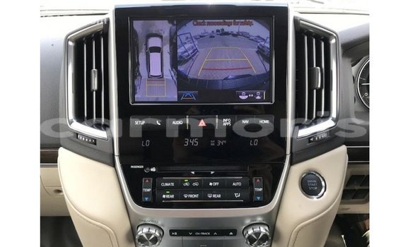 Acheter Import Voiture Toyota Land Cruiser Noir à Import - Dubai, Îles Agalega Acheter Import Voiture Toyota Land Cruiser Noir à Import - Dubai, Îles Agalega