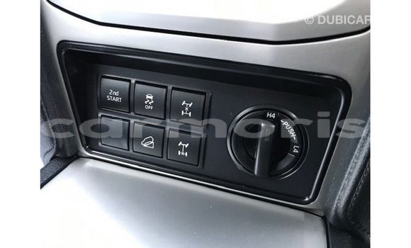 Acheter Import Voiture Toyota Prado Bleu à Import - Dubai, Îles Agalega Acheter Import Voiture Toyota Prado Bleu à Import - Dubai, Îles Agalega