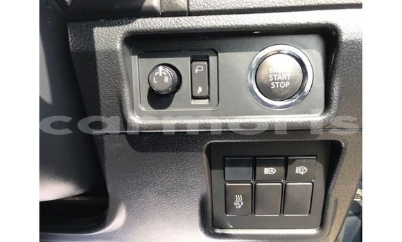 Acheter Import Voiture Toyota Prado Bleu à Import - Dubai, Îles Agalega Acheter Import Voiture Toyota Prado Bleu à Import - Dubai, Îles Agalega