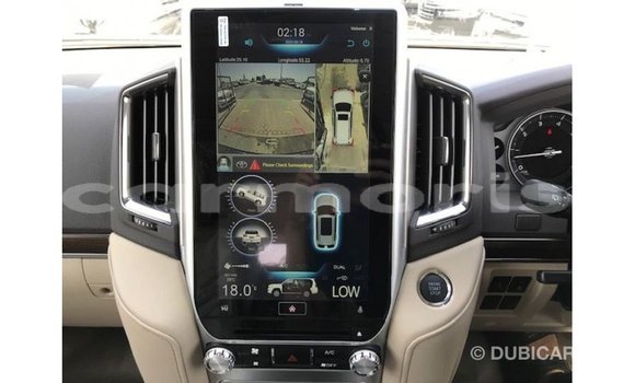 Acheter Import Voiture Toyota Land Cruiser Noir à Import - Dubai, Îles Agalega Acheter Import Voiture Toyota Land Cruiser Noir à Import - Dubai, Îles Agalega