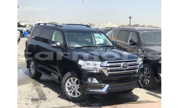 Acheter Import Voiture Toyota Land Cruiser Noir à Import - Dubai, Îles Agalega Acheter Import Voiture Toyota Land Cruiser Noir à Import - Dubai, Îles Agalega