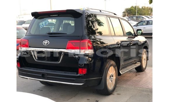 Buy Import Toyota Land Cruiser Black Car in Import - Dubai in Agalega Islands Buy Import Toyota Land Cruiser Black Car in Import - Dubai in Agalega Islands