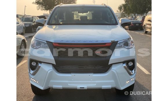 Buy Import Toyota Fortuner White Car in Import - Dubai in Agalega Islands Buy Import Toyota Fortuner White Car in Import - Dubai in Agalega Islands