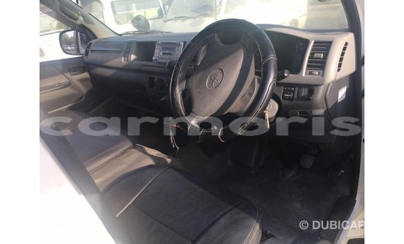 Buy Import Toyota Hiace White Car in Import - Dubai in Agalega Islands Buy Import Toyota Hiace White Car in Import - Dubai in Agalega Islands