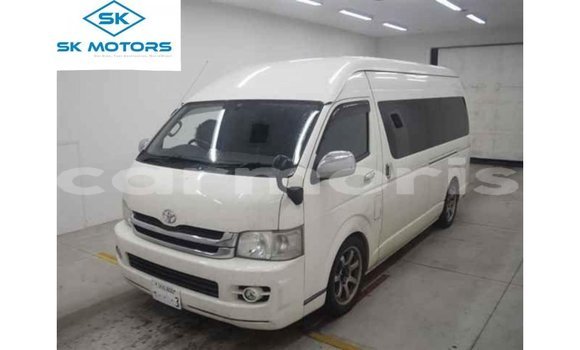Buy Import Toyota Hiace White Car in Import - Dubai in Agalega Islands Buy Import Toyota Hiace White Car in Import - Dubai in Agalega Islands