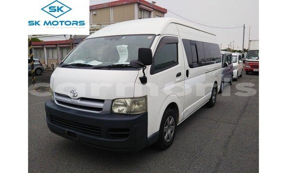 Buy Import Toyota Hiace White Car in Import - Dubai in Agalega Islands Buy Import Toyota Hiace White Car in Import - Dubai in Agalega Islands