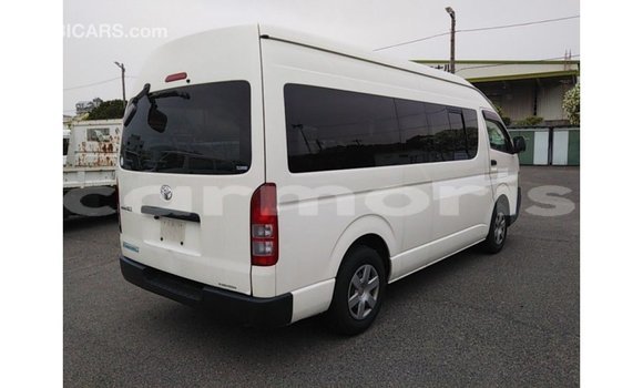 Buy Import Toyota Hiace White Car in Import - Dubai in Agalega Islands Buy Import Toyota Hiace White Car in Import - Dubai in Agalega Islands