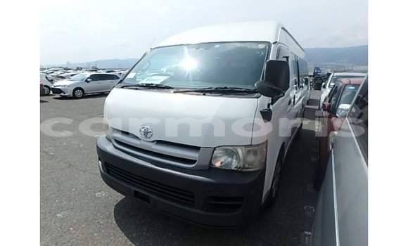 Buy Import Toyota Hiace White Car in Import - Dubai in Agalega Islands Buy Import Toyota Hiace White Car in Import - Dubai in Agalega Islands