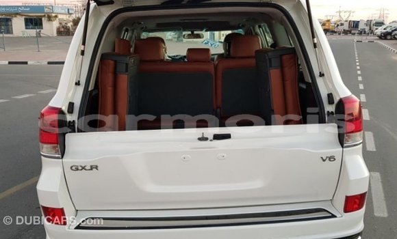 Buy Import Toyota Land Cruiser White Car in Import - Dubai in Agalega Islands Buy Import Toyota Land Cruiser White Car in Import - Dubai in Agalega Islands