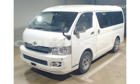 Buy Import Toyota Hiace White Car in Import - Dubai in Agalega Islands Buy Import Toyota Hiace White Car in Import - Dubai in Agalega Islands