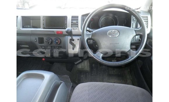 Buy Import Toyota Hiace White Car in Import - Dubai in Agalega Islands Buy Import Toyota Hiace White Car in Import - Dubai in Agalega Islands