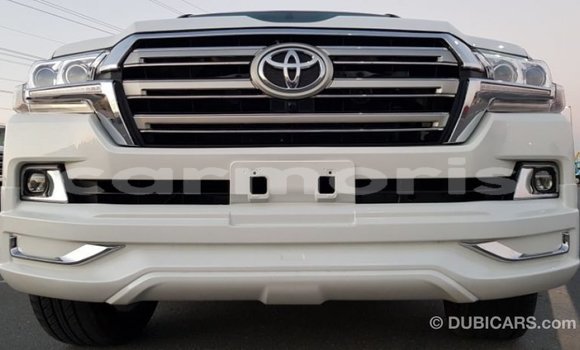 Buy Import Toyota Land Cruiser White Car in Import - Dubai in Agalega Islands Buy Import Toyota Land Cruiser White Car in Import - Dubai in Agalega Islands
