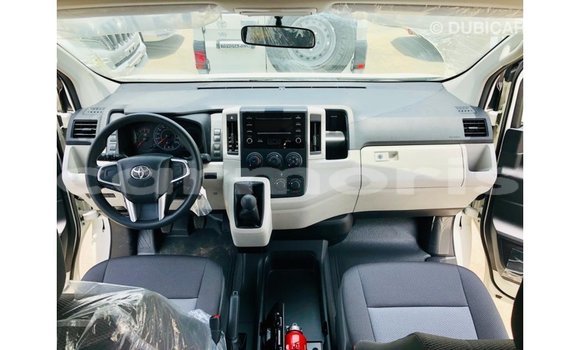 Buy Import Toyota Hiace White Car in Import - Dubai in Agalega Islands Buy Import Toyota Hiace White Car in Import - Dubai in Agalega Islands