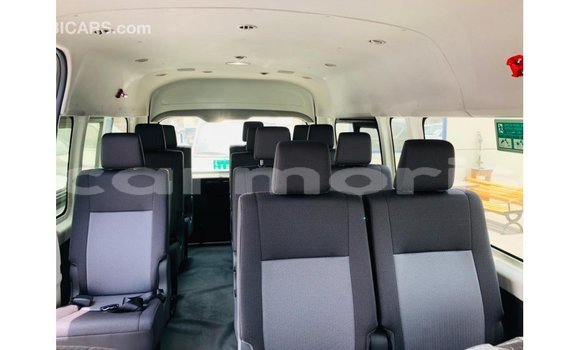 Buy Import Toyota Hiace White Car in Import - Dubai in Agalega Islands Buy Import Toyota Hiace White Car in Import - Dubai in Agalega Islands