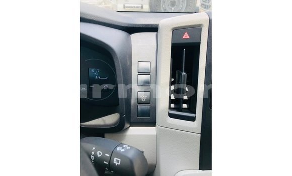 Buy Import Toyota Hiace White Car in Import - Dubai in Agalega Islands Buy Import Toyota Hiace White Car in Import - Dubai in Agalega Islands