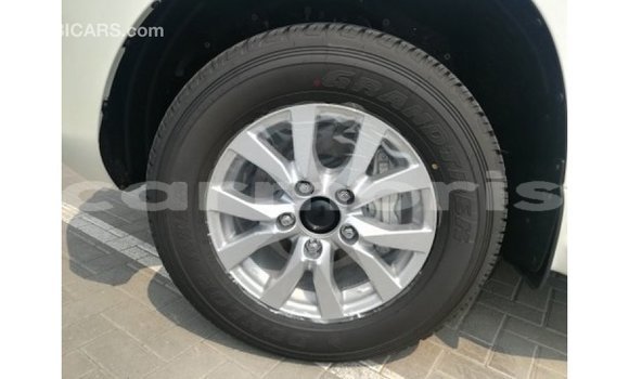 Buy Import Toyota Land Cruiser White Car in Import - Dubai in Agalega Islands Buy Import Toyota Land Cruiser White Car in Import - Dubai in Agalega Islands