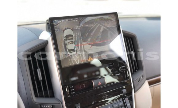 Buy Import Toyota Land Cruiser White Car in Import - Dubai in Agalega Islands Buy Import Toyota Land Cruiser White Car in Import - Dubai in Agalega Islands