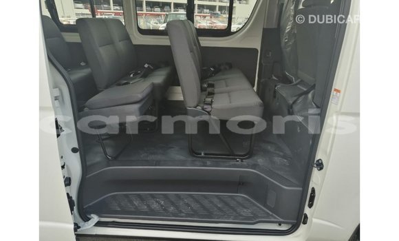 Buy Import Toyota DA White Truck in Import - Dubai in Agalega Islands Buy Import Toyota DA White Truck in Import - Dubai in Agalega Islands