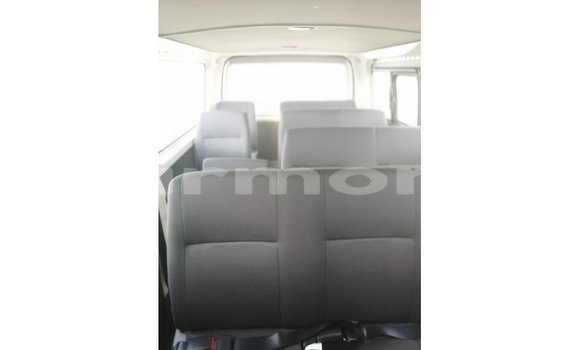 Buy Import Toyota DA White Truck in Import - Dubai in Agalega Islands Buy Import Toyota DA White Truck in Import - Dubai in Agalega Islands