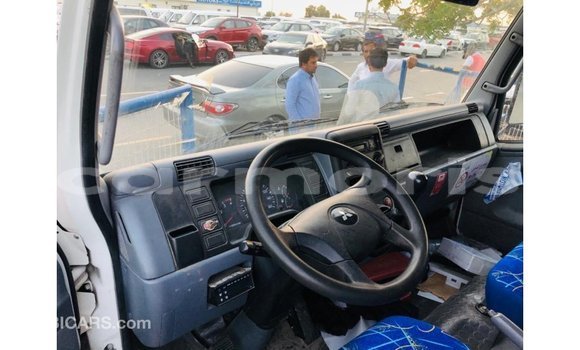 Buy Import Mitsubishi Carisma White Car in Import - Dubai in Agalega Islands Buy Import Mitsubishi Carisma White Car in Import - Dubai in Agalega Islands