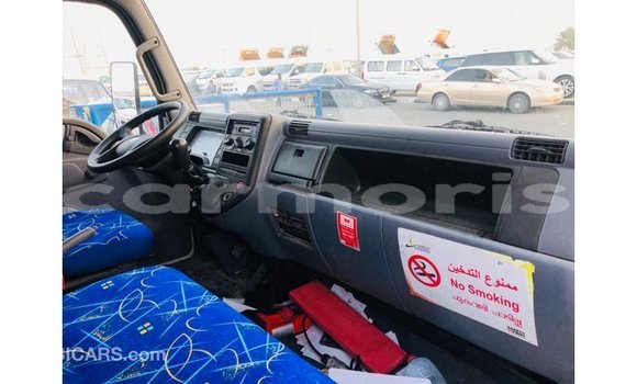 Buy Import Mitsubishi Carisma White Car in Import - Dubai in Agalega Islands Buy Import Mitsubishi Carisma White Car in Import - Dubai in Agalega Islands