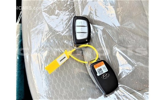 Buy Import Hyundai Elantra White Car in Import - Dubai in Agalega Islands Buy Import Hyundai Elantra White Car in Import - Dubai in Agalega Islands