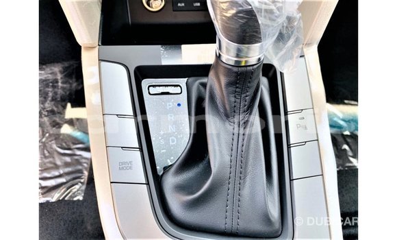 Buy Import Hyundai Elantra White Car in Import - Dubai in Agalega Islands Buy Import Hyundai Elantra White Car in Import - Dubai in Agalega Islands