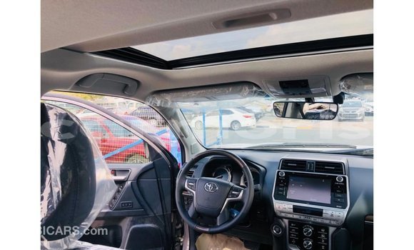 Acheter Import Voiture Toyota Prado Marron à Import - Dubai, Îles Agalega Acheter Import Voiture Toyota Prado Marron à Import - Dubai, Îles Agalega