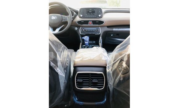 Buy Import Hyundai Santa Fe White Car in Import - Dubai in Agalega Islands Buy Import Hyundai Santa Fe White Car in Import - Dubai in Agalega Islands