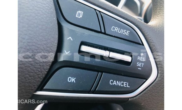 Buy Import Hyundai Santa Fe White Car in Import - Dubai in Agalega Islands Buy Import Hyundai Santa Fe White Car in Import - Dubai in Agalega Islands