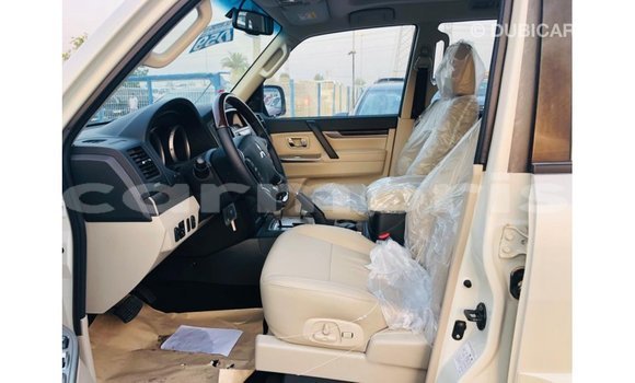 Buy Import Mitsubishi Pajero White Car in Import - Dubai in Agalega Islands Buy Import Mitsubishi Pajero White Car in Import - Dubai in Agalega Islands