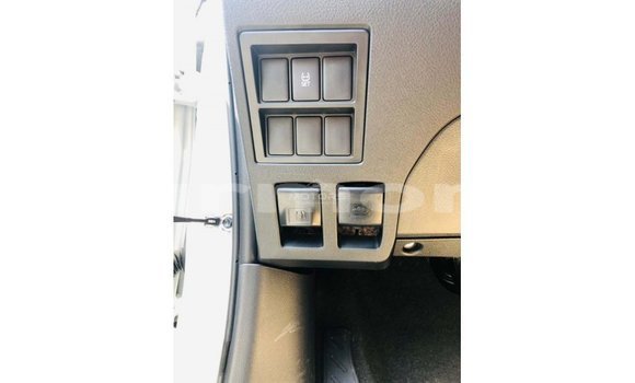 Buy Import Toyota Hilux White Car in Import - Dubai in Agalega Islands Buy Import Toyota Hilux White Car in Import - Dubai in Agalega Islands