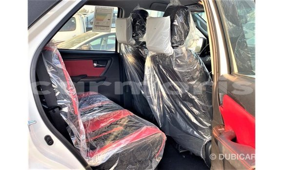 Buy Import Toyota Fortuner White Car in Import - Dubai in Agalega Islands Buy Import Toyota Fortuner White Car in Import - Dubai in Agalega Islands