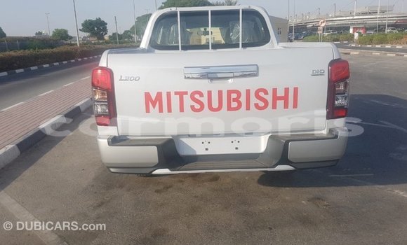 Buy Import Mitsubishi L200 White Car in Import - Dubai in Agalega Islands Buy Import Mitsubishi L200 White Car in Import - Dubai in Agalega Islands