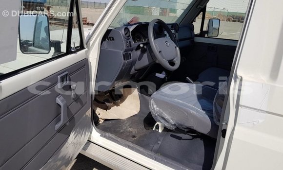 Buy Import Toyota Land Cruiser White Car in Import - Dubai in Agalega Islands Buy Import Toyota Land Cruiser White Car in Import - Dubai in Agalega Islands