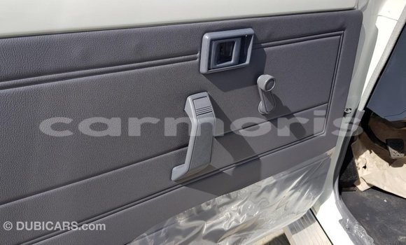 Buy Import Toyota Land Cruiser White Car in Import - Dubai in Agalega Islands Buy Import Toyota Land Cruiser White Car in Import - Dubai in Agalega Islands