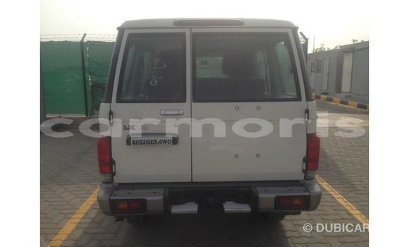 Buy Import Toyota Land Cruiser White Car in Import - Dubai in Agalega Islands Buy Import Toyota Land Cruiser White Car in Import - Dubai in Agalega Islands