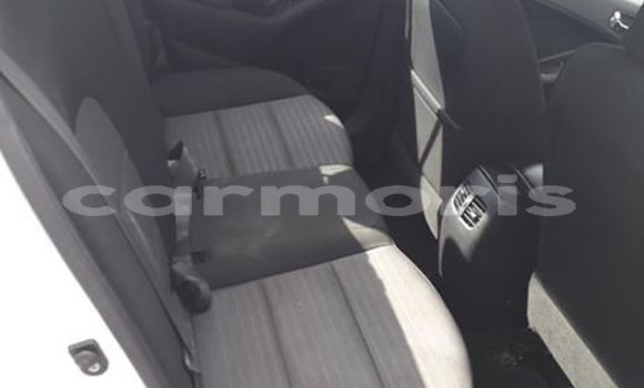 Buy Used Kia Cerato White Car in Vacoas–Phoenix in Plaines Wilhems District Buy Used Kia Cerato White Car in Vacoas–Phoenix in Plaines Wilhems District