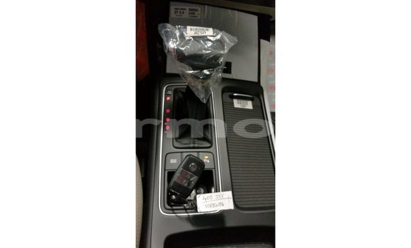 Buy Import Kia Sorento White Car in Import - Dubai in Agalega Islands Buy Import Kia Sorento White Car in Import - Dubai in Agalega Islands