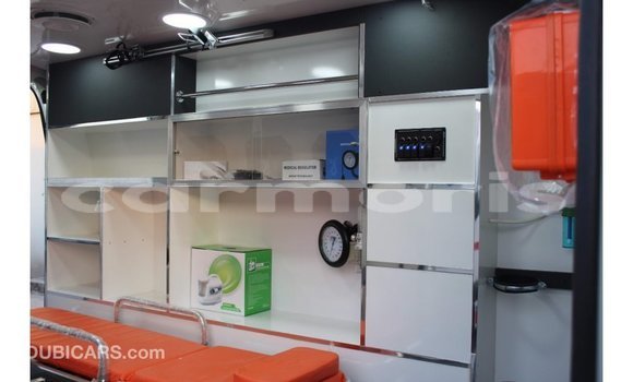 Buy Import Toyota Hiace White Car in Import - Dubai in Agalega Islands Buy Import Toyota Hiace White Car in Import - Dubai in Agalega Islands