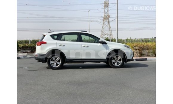 Buy Import Toyota HiAce White Truck in Import - Dubai in Agalega Islands Buy Import Toyota HiAce White Truck in Import - Dubai in Agalega Islands