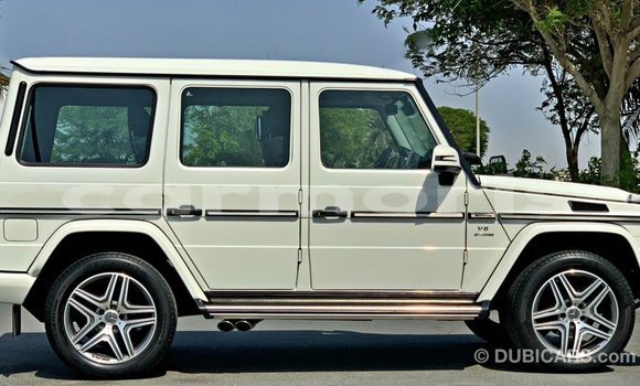 Buy Import Mercedes-Benz 190 White Car in Import - Dubai in Agalega Islands Buy Import Mercedes-Benz 190 White Car in Import - Dubai in Agalega Islands