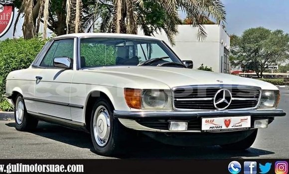Acheter Import Voiture Mercedes-Benz 190 Blanc à Import - Dubai, Îles Agalega