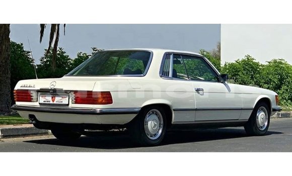 Buy Import Mercedes-Benz 190 White Car in Import - Dubai in Agalega Islands Buy Import Mercedes-Benz 190 White Car in Import - Dubai in Agalega Islands