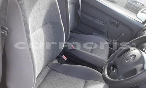 Buy Used Nissan Navara White Car in Vacoas–Phoenix in Plaines Wilhems District Buy Used Nissan Navara White Car in Vacoas–Phoenix in Plaines Wilhems District