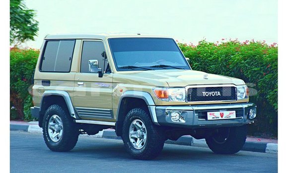 Buy Import Toyota Land Cruiser Beige Car in Import - Dubai in Agalega Islands Buy Import Toyota Land Cruiser Beige Car in Import - Dubai in Agalega Islands