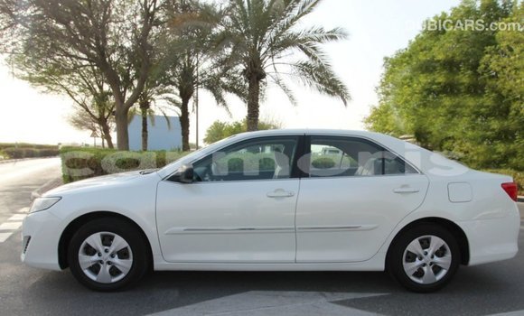 Buy Import Toyota Camry White Car in Import - Dubai in Agalega Islands Buy Import Toyota Camry White Car in Import - Dubai in Agalega Islands