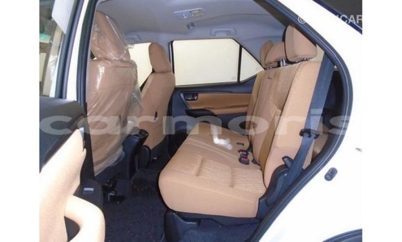 Buy Import Toyota Fortuner White Car in Import - Dubai in Agalega Islands Buy Import Toyota Fortuner White Car in Import - Dubai in Agalega Islands